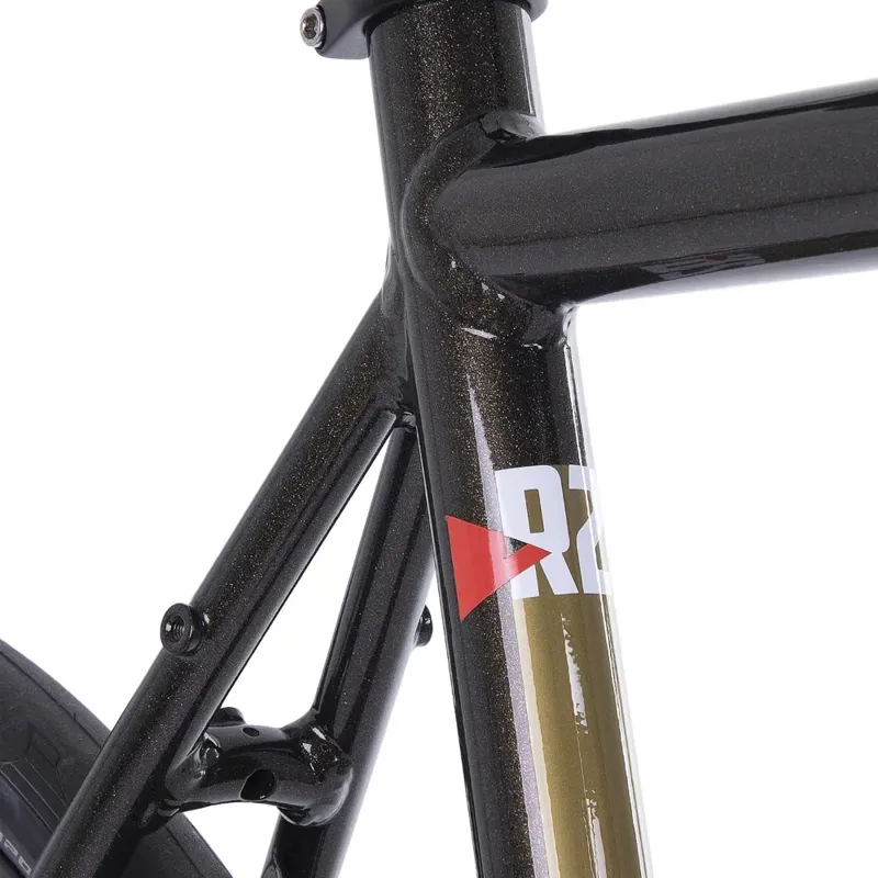 Kinesis UK R2 2024 Gravel Road Bike - Black/Gold-6